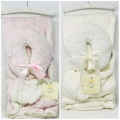 Wholesale - PINK/IVORY BABY BLANKET W/PILLOW, BI-FOLD ON HANGER, UPC: 810798030970